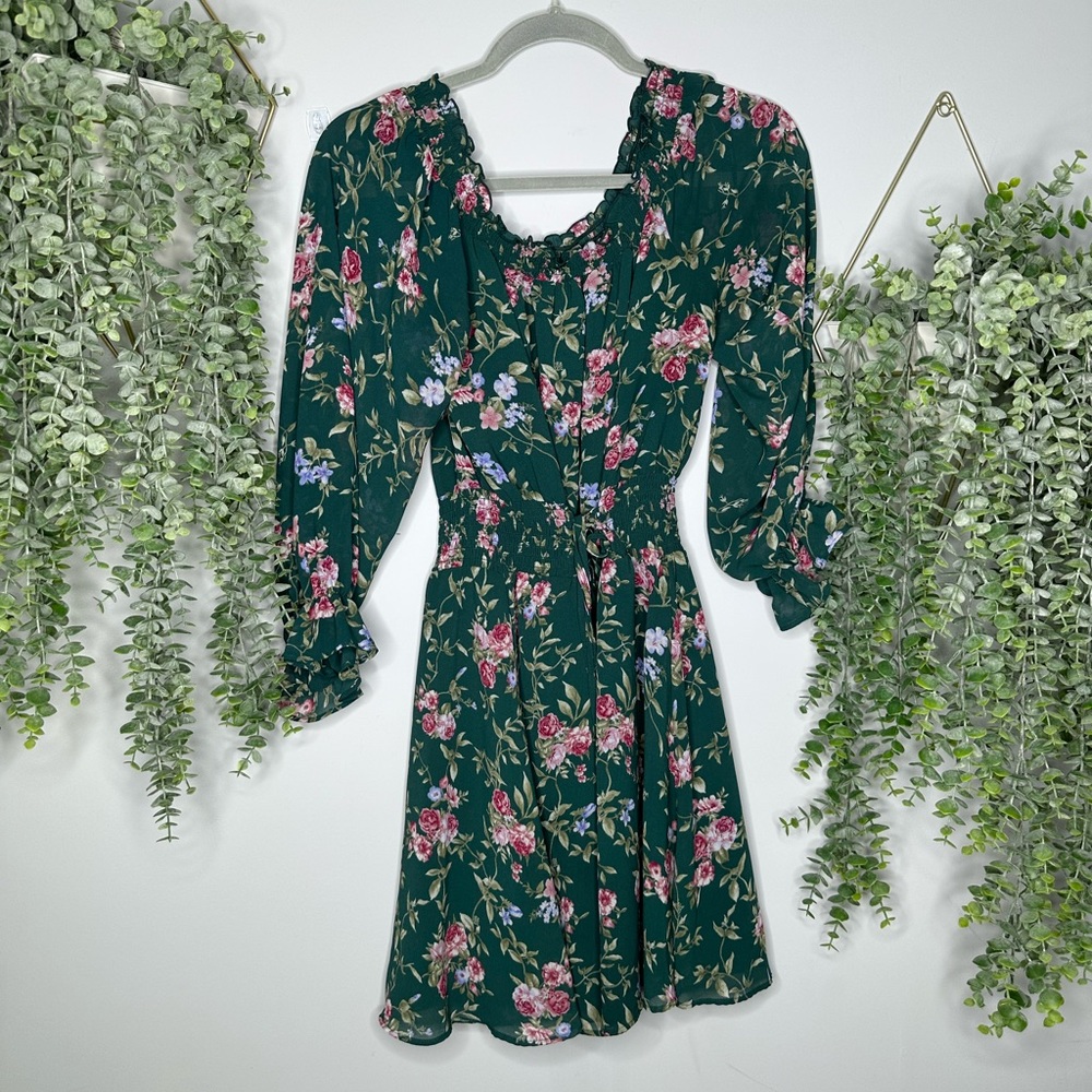 Forever 21 Floral dress size M
